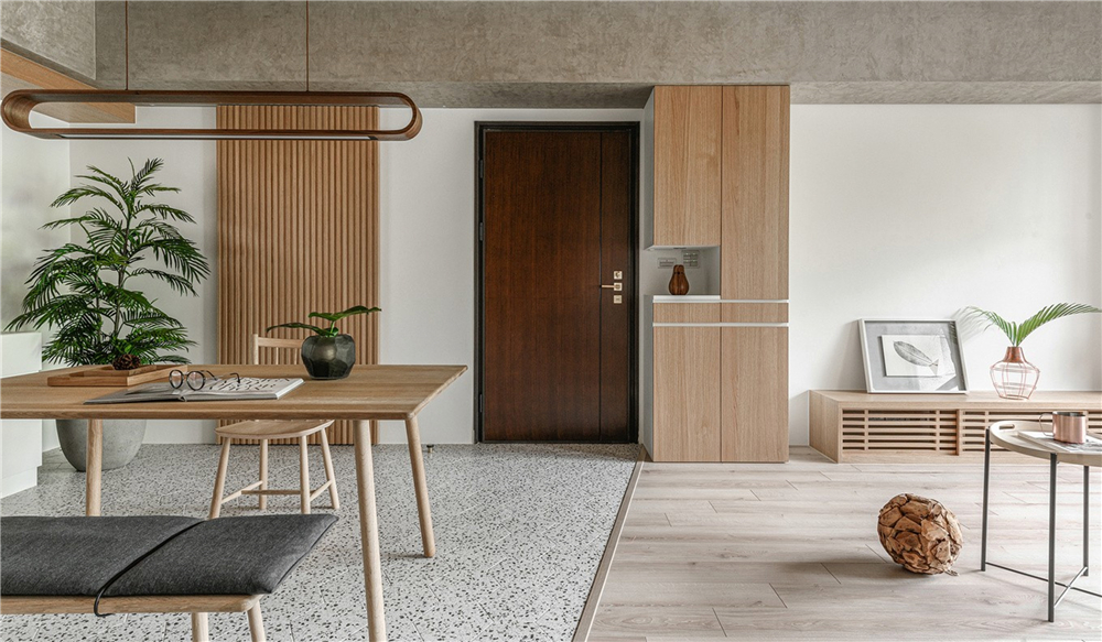 如何才能實現(xiàn)玄關(guān)定制的整體效果？(圖1)