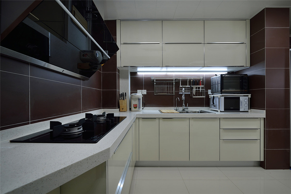 定制櫥柜價(jià)格由什么影響，大概要多少錢？(圖3)